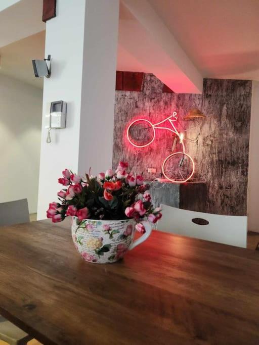 Mariko'S Home Tbilisi Luaran gambar